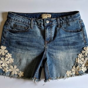 Earl Jeans Midi Shorts Size 8